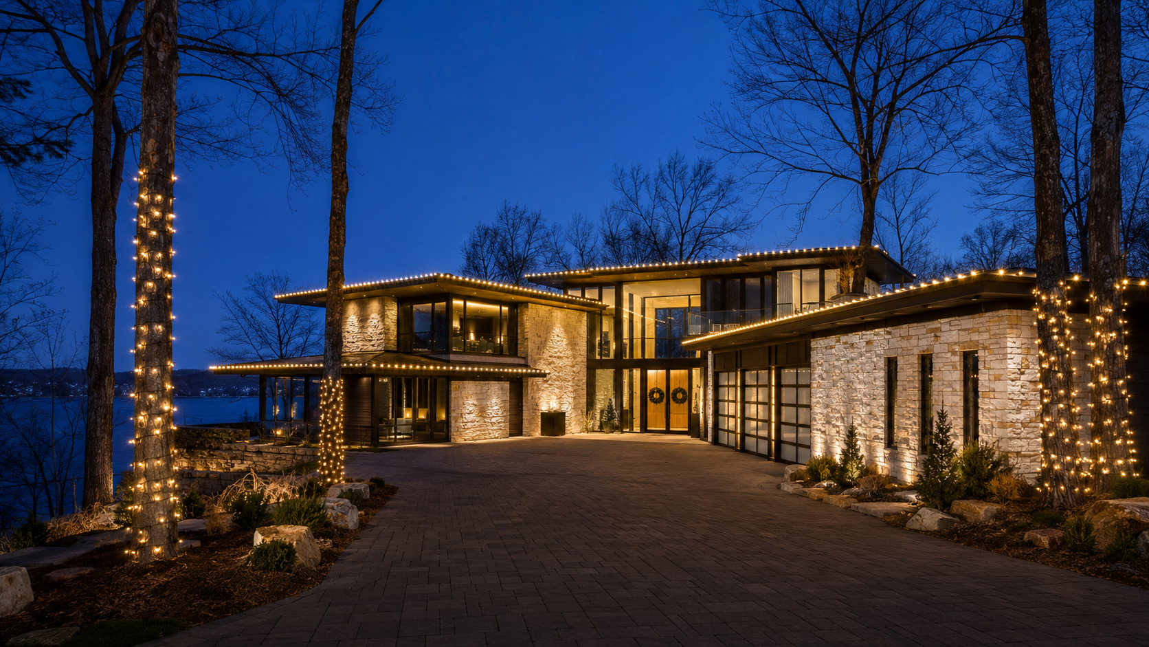 Professional Christmas lighting design 9